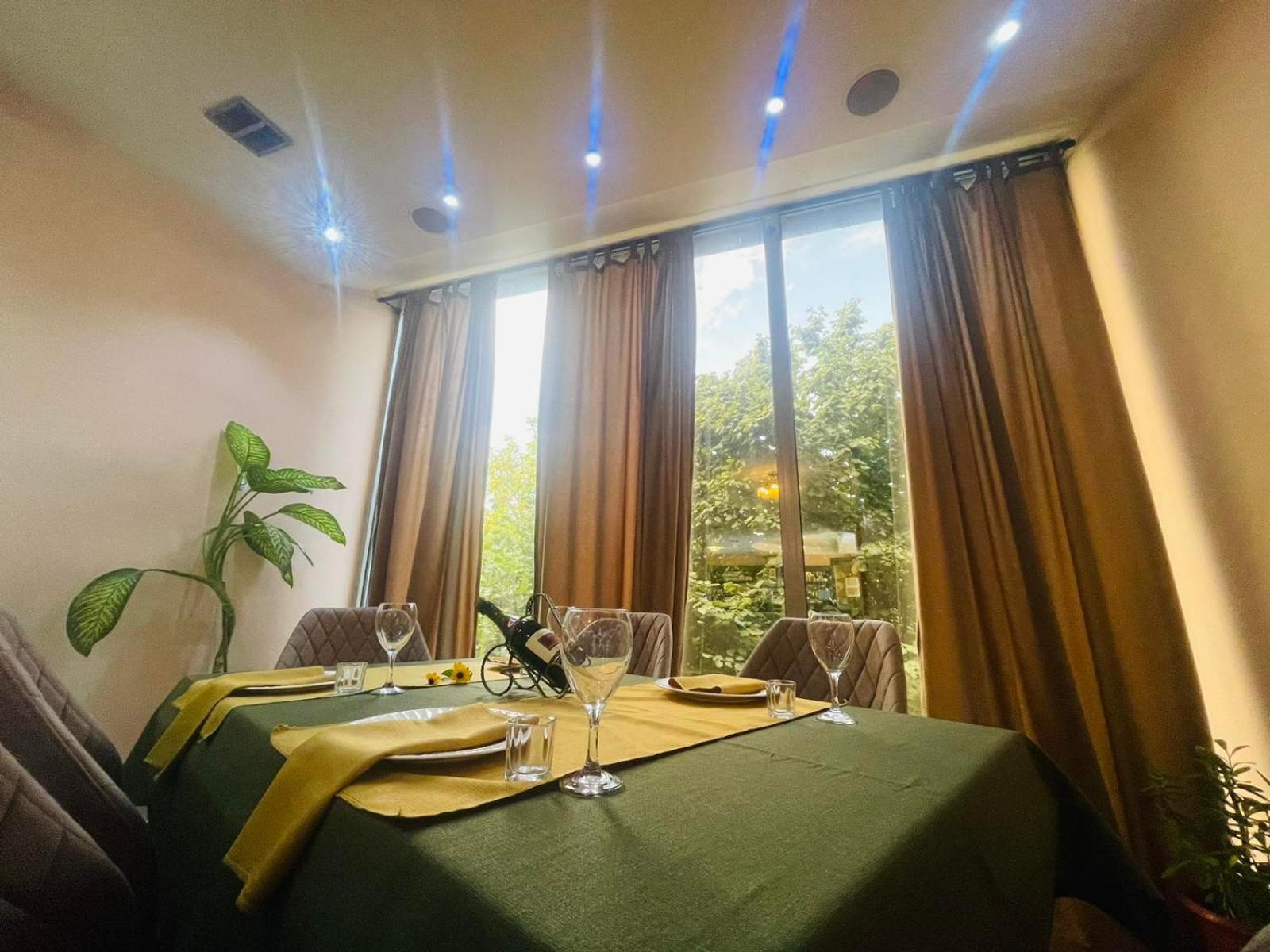 Hotel Konstantin Laplje Selo ภายนอก รูปภาพ