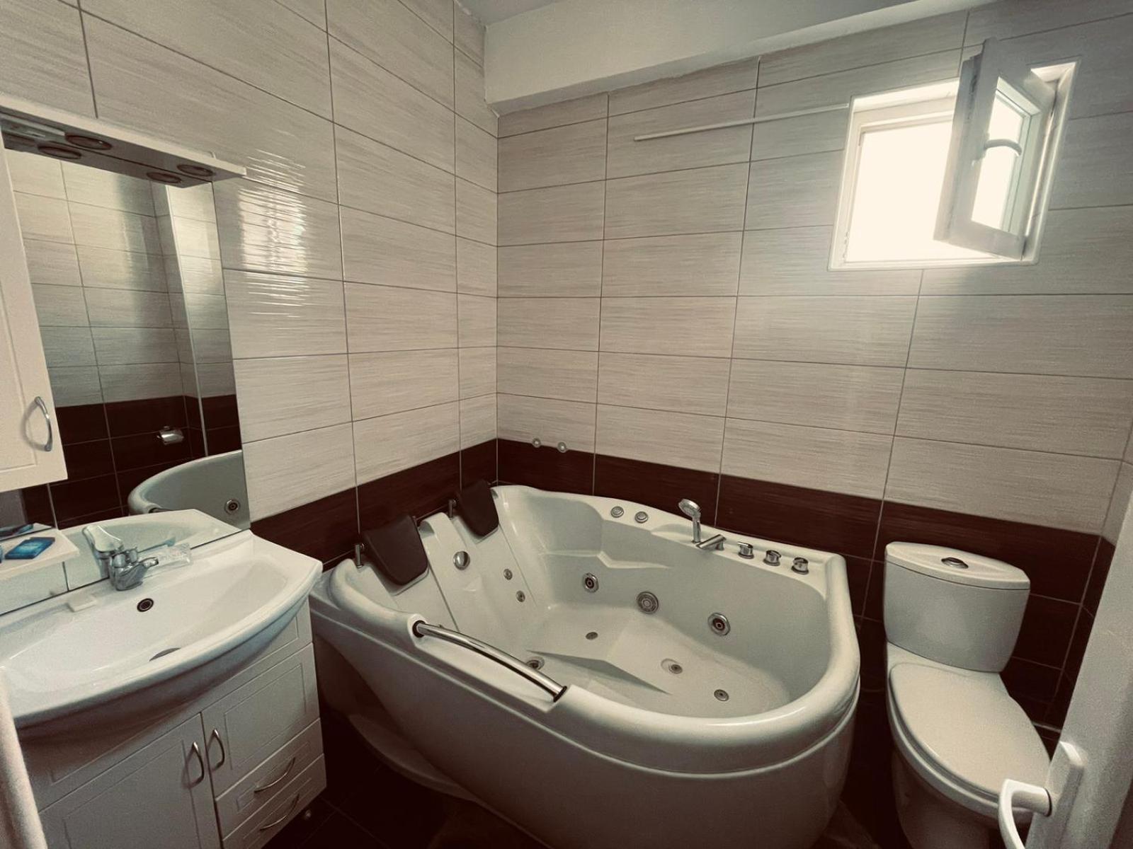 Hotel Konstantin Laplje Selo ภายนอก รูปภาพ
