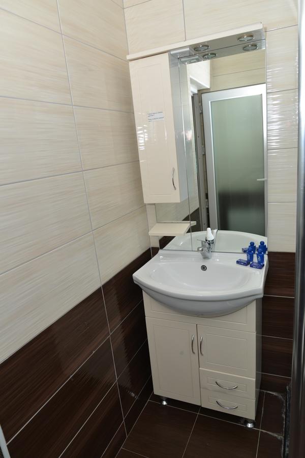 Hotel Konstantin Laplje Selo ภายนอก รูปภาพ